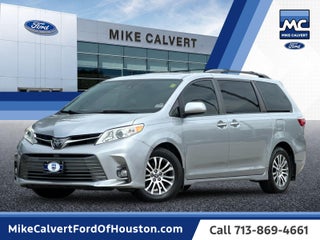 2018 Toyota Sienna XLE 8 Passenger