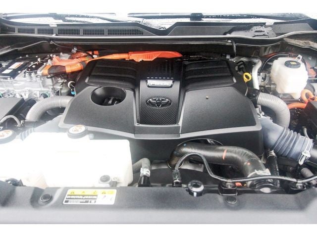 2024 Toyota Tundra Hybrid Platinum