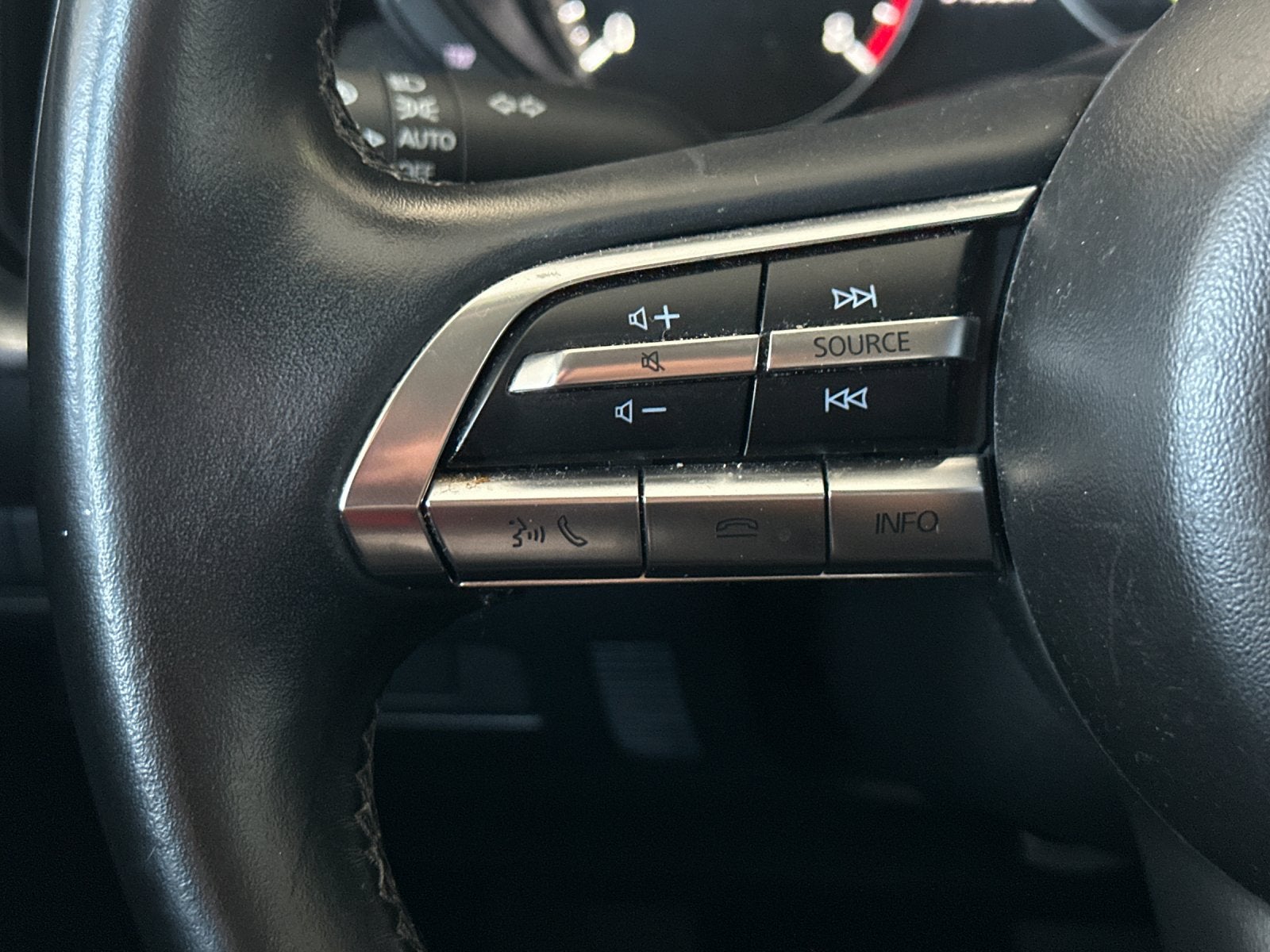 2025 Mazda Mazda CX-50 2.5 S Preferred Package