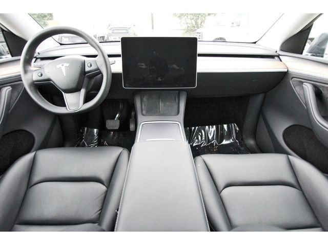 2025 Tesla Model Y Long Range