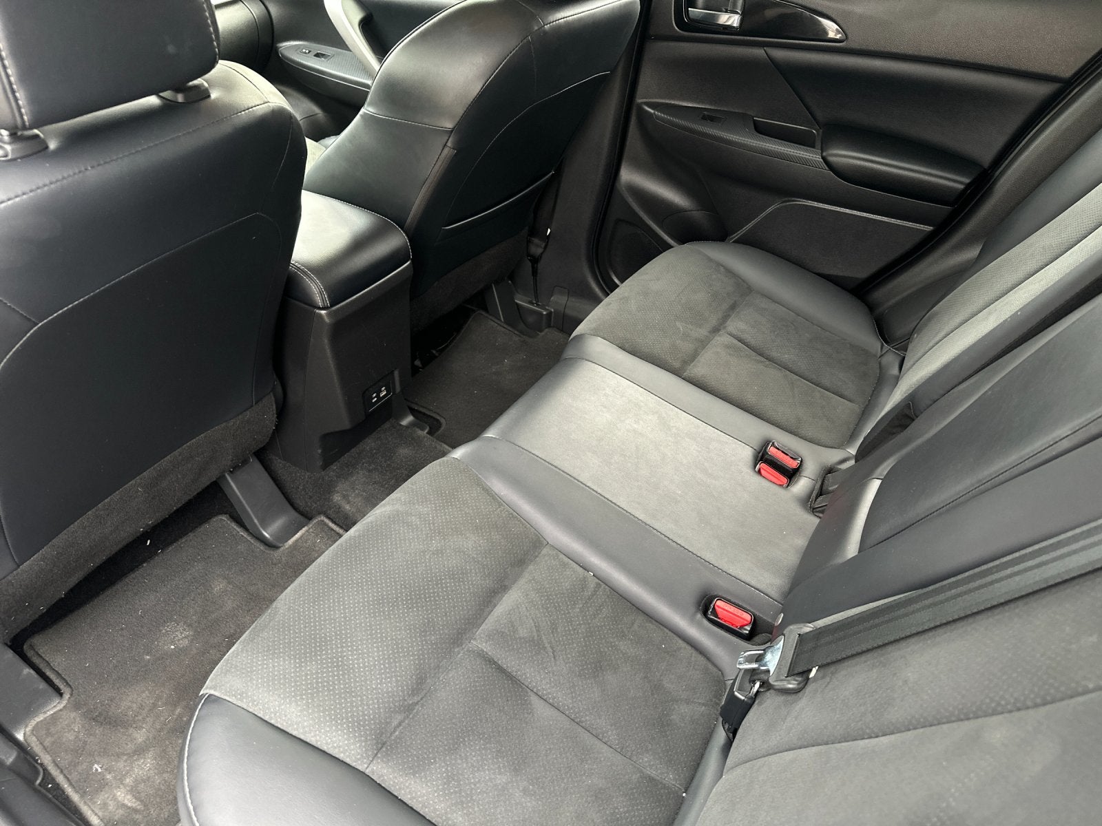 2024 Mitsubishi Eclipse Cross SE