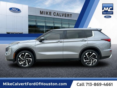 2022 Mitsubishi Outlander SE