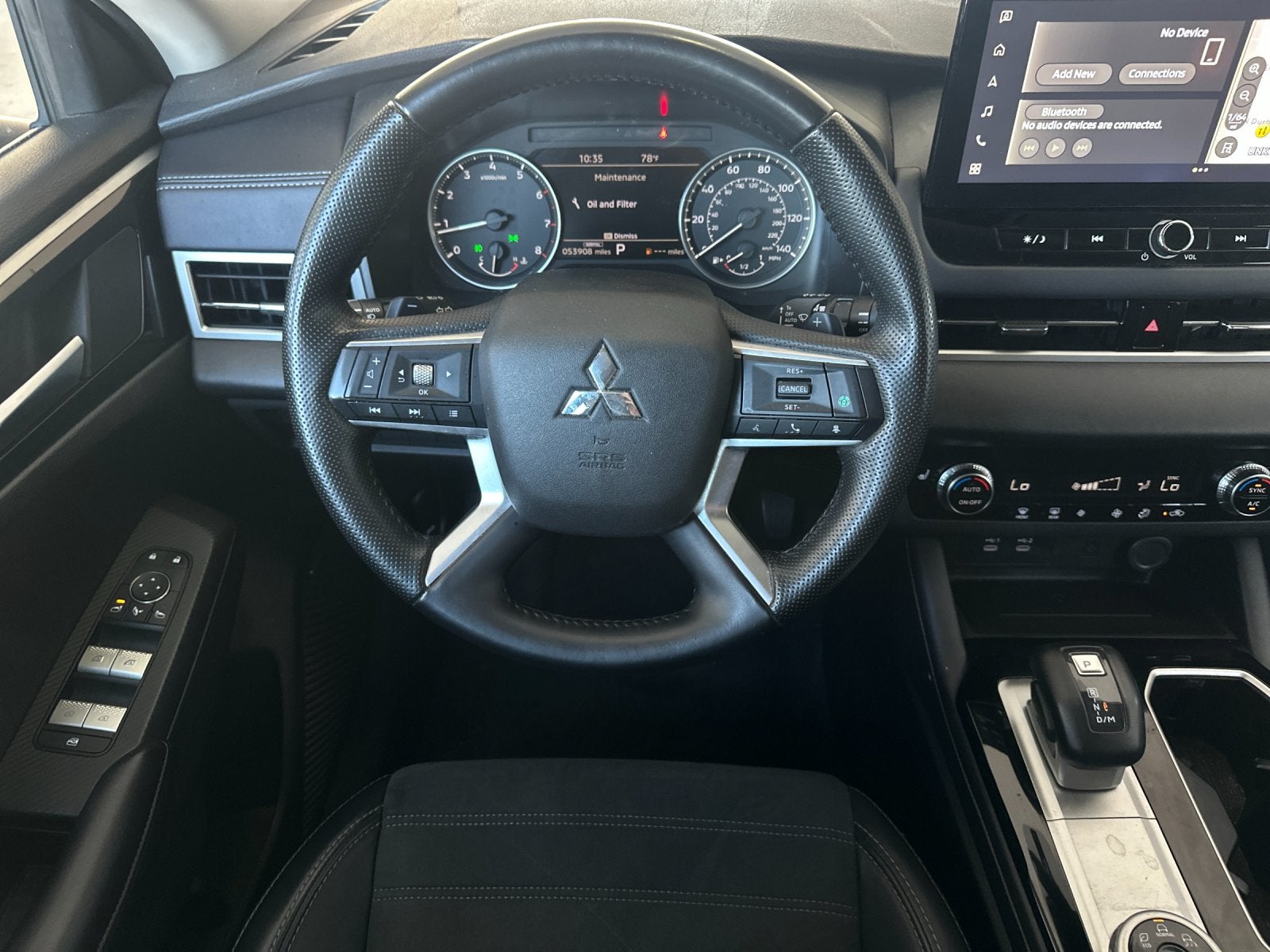 2025 Mitsubishi Outlander SE