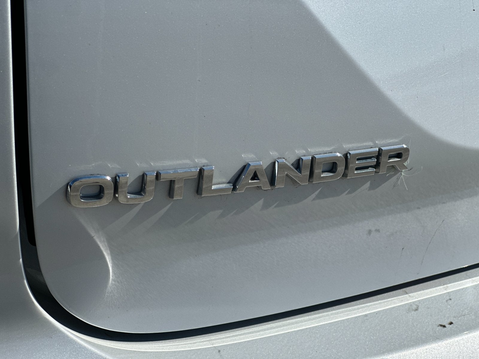 2025 Mitsubishi Outlander SE