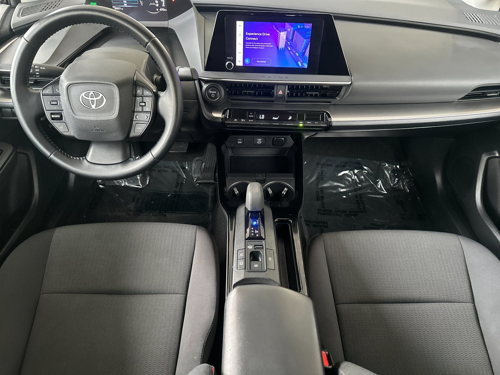 2025 Toyota Prius LE