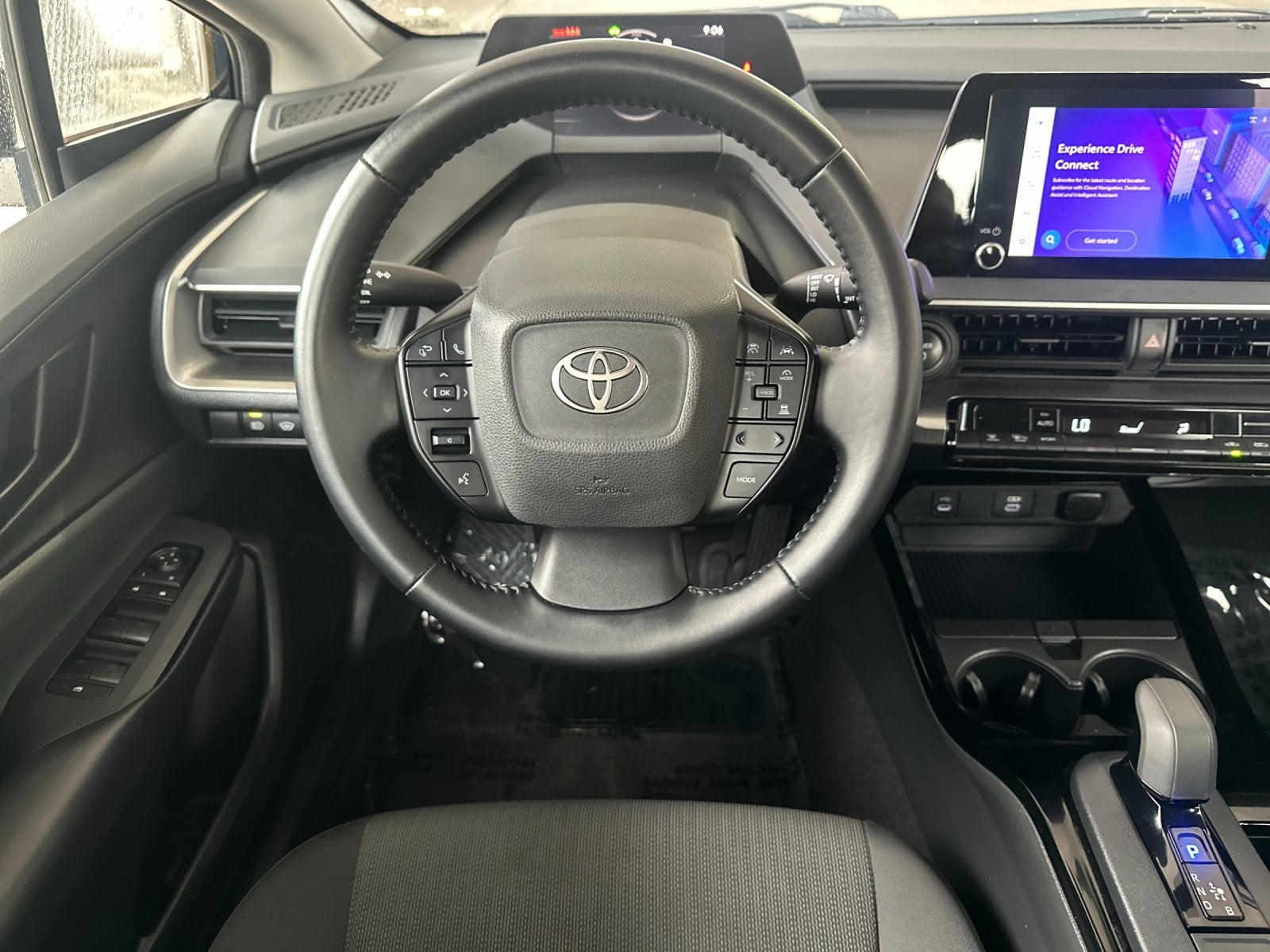 2025 Toyota Prius LE
