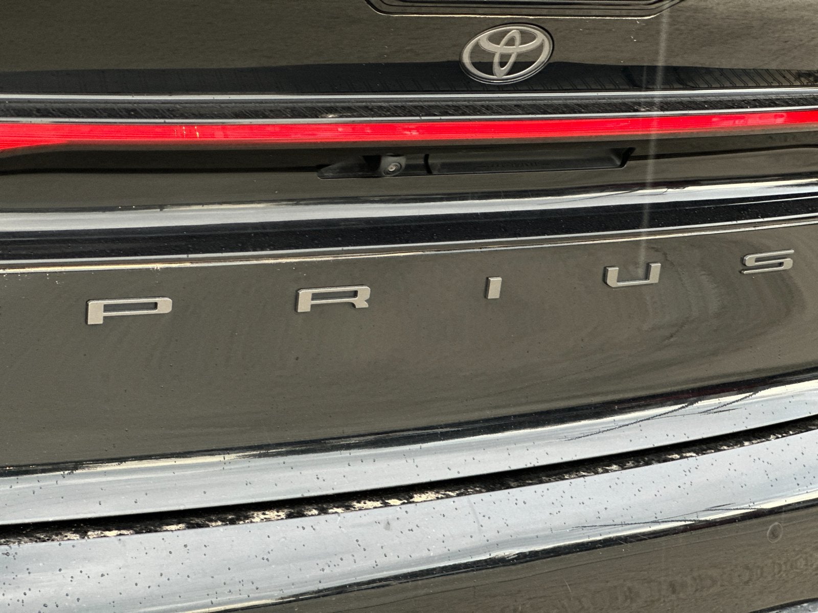 2025 Toyota Prius LE