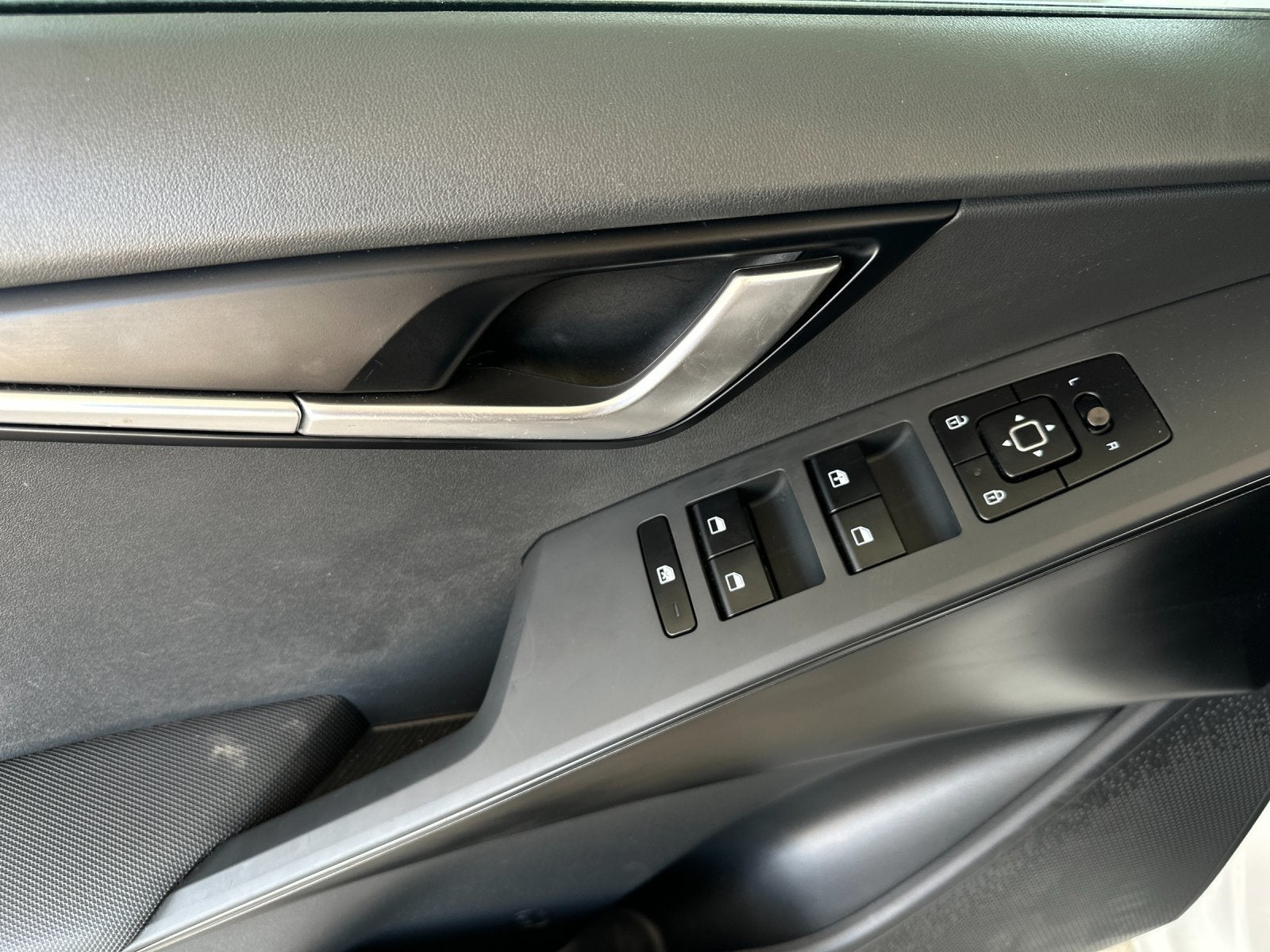 2025 Kia Niro LX