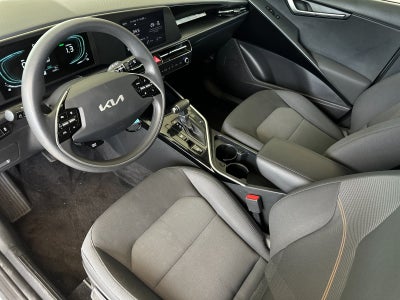 2025 Kia Niro LX