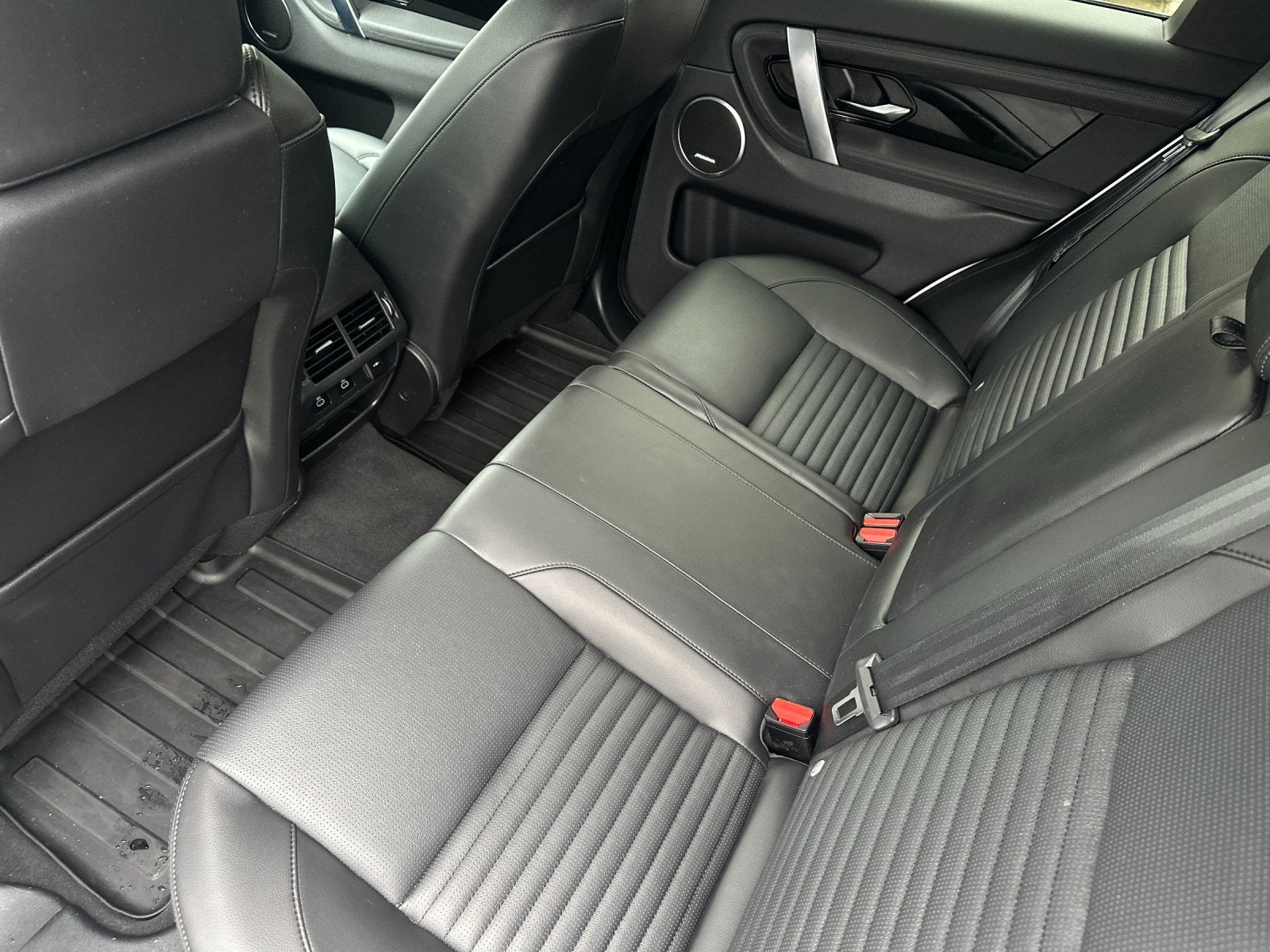 2025 Land Rover Discovery Sport S