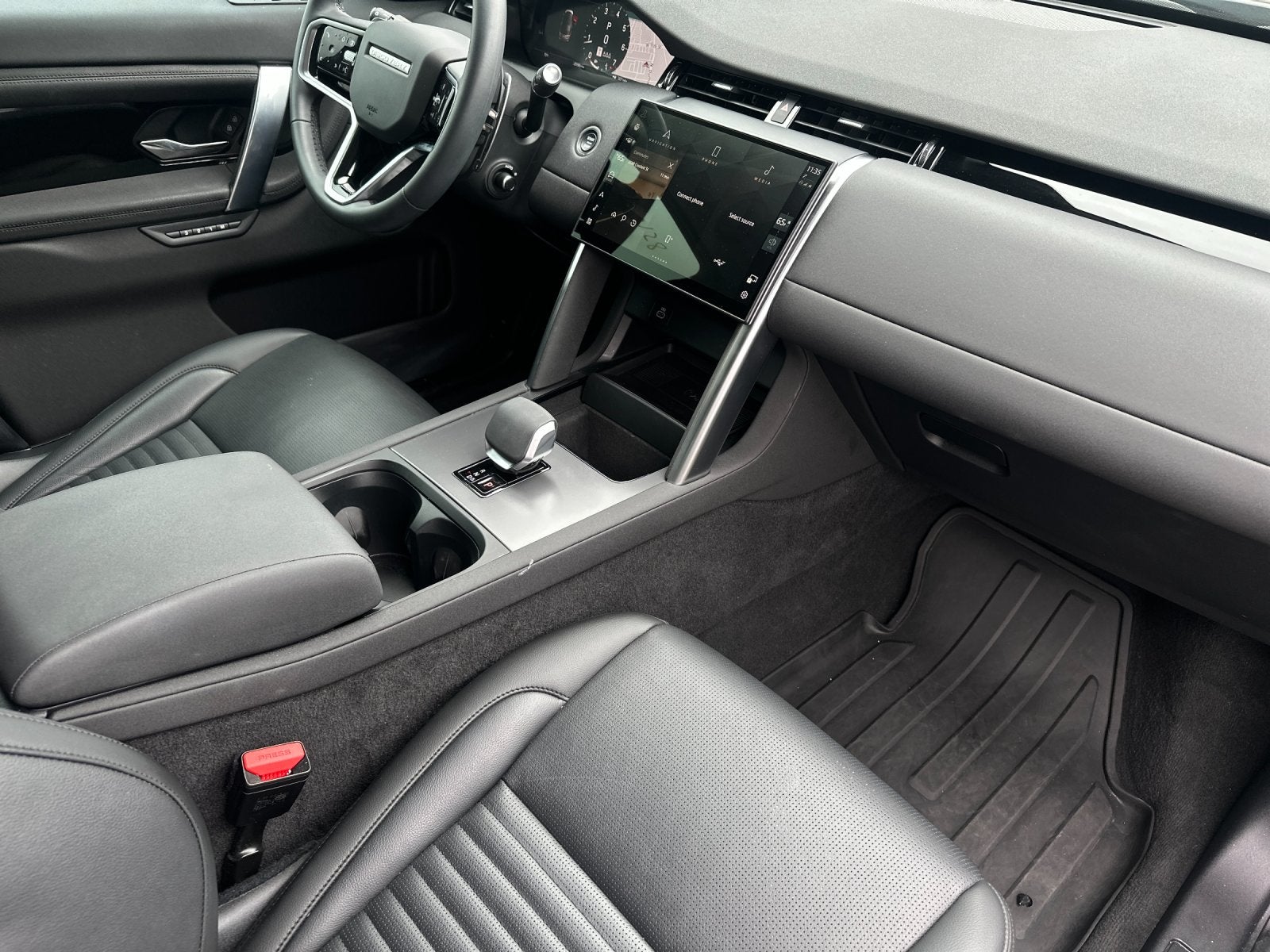 2025 Land Rover Discovery Sport S