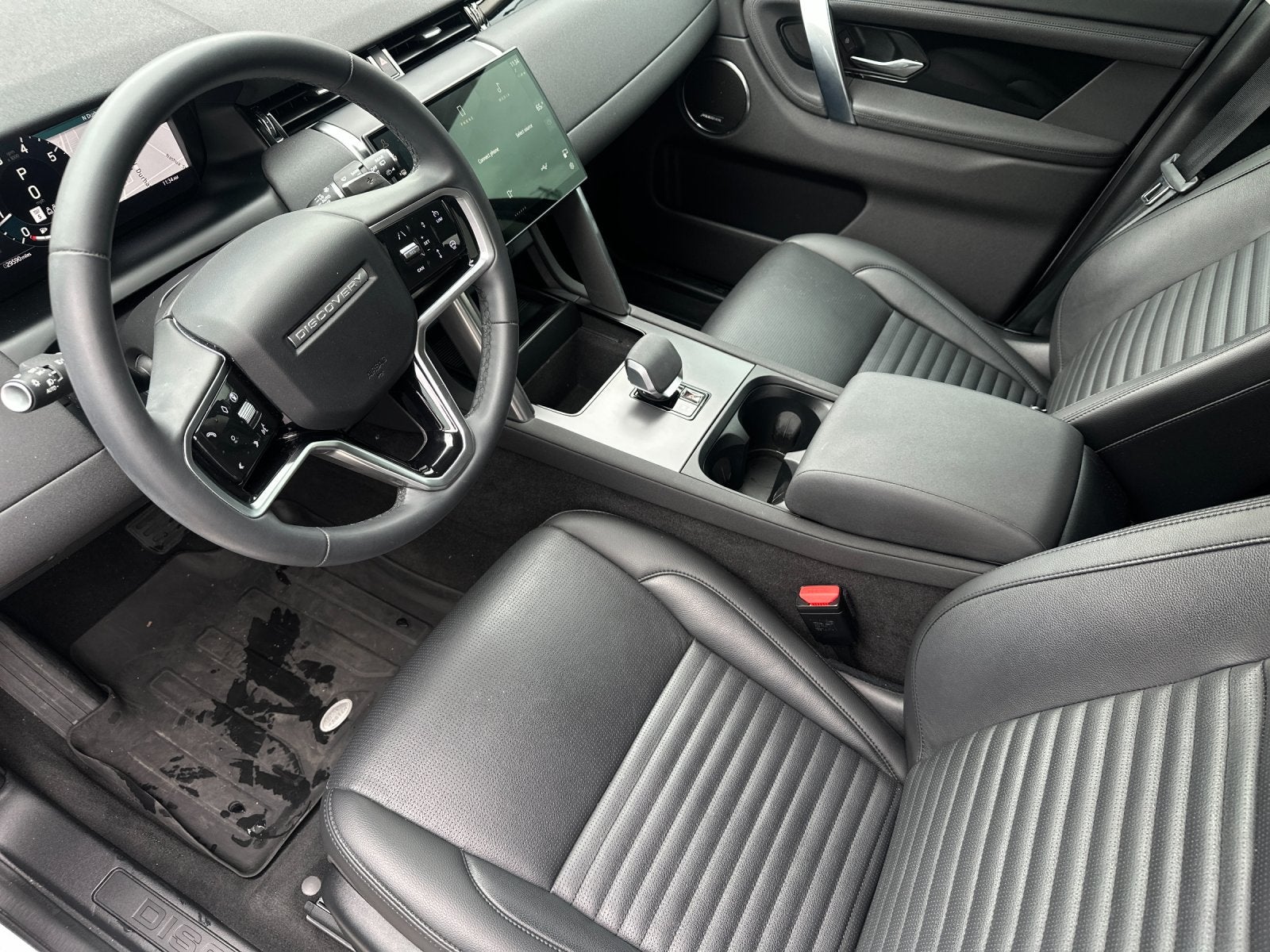 2025 Land Rover Discovery Sport S