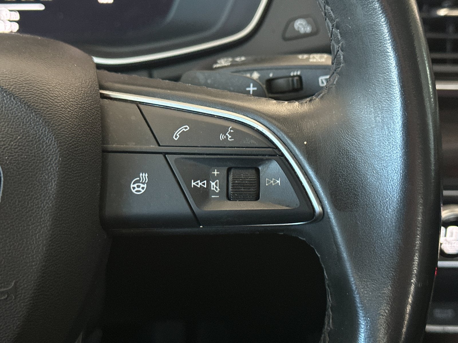 2021 Audi Q5 45 Premium Plus quattro