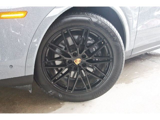 2024 Porsche Cayenne Coupe Base