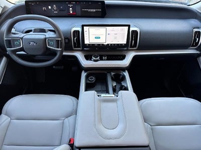 2027 Ford Expedition Active