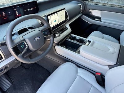 2027 Ford Expedition Active
