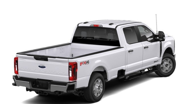 2026 Ford Super Duty F-350® XLT