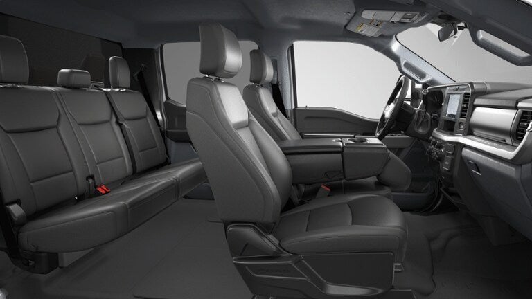 2026 Ford Super Duty F-350® XLT